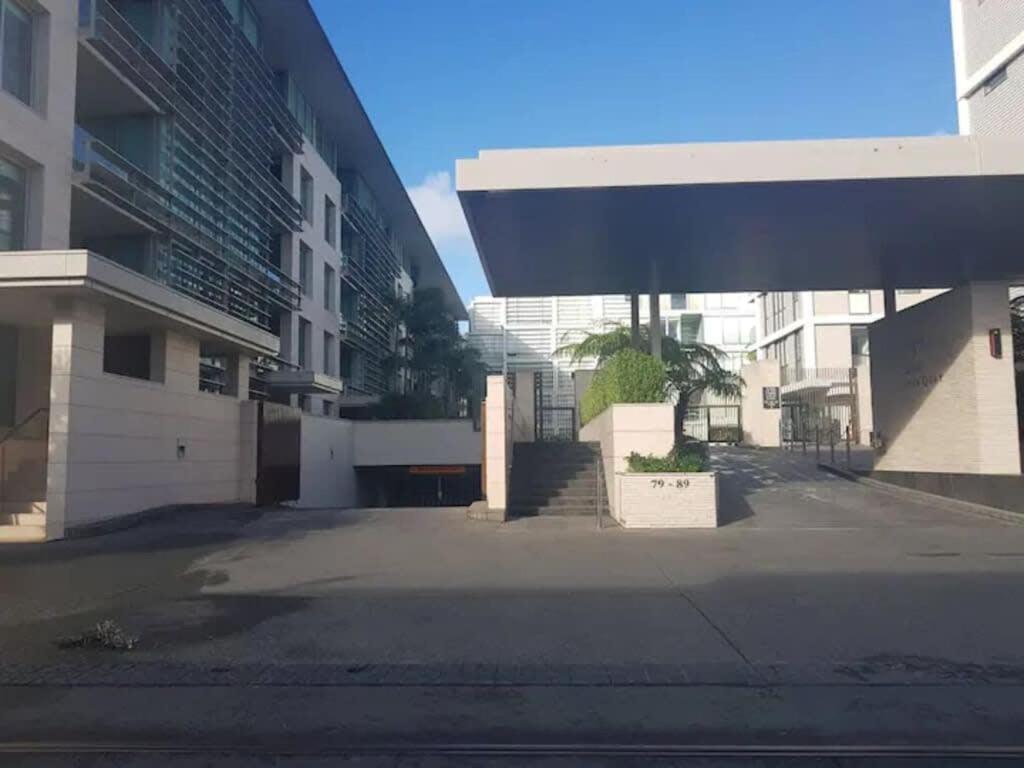 Wynyard Viaduct Habour 2 Brm 2 Bath And Carpark Apartment Оукланд Екстериор снимка